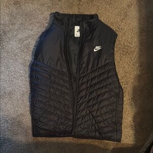 Nike vest